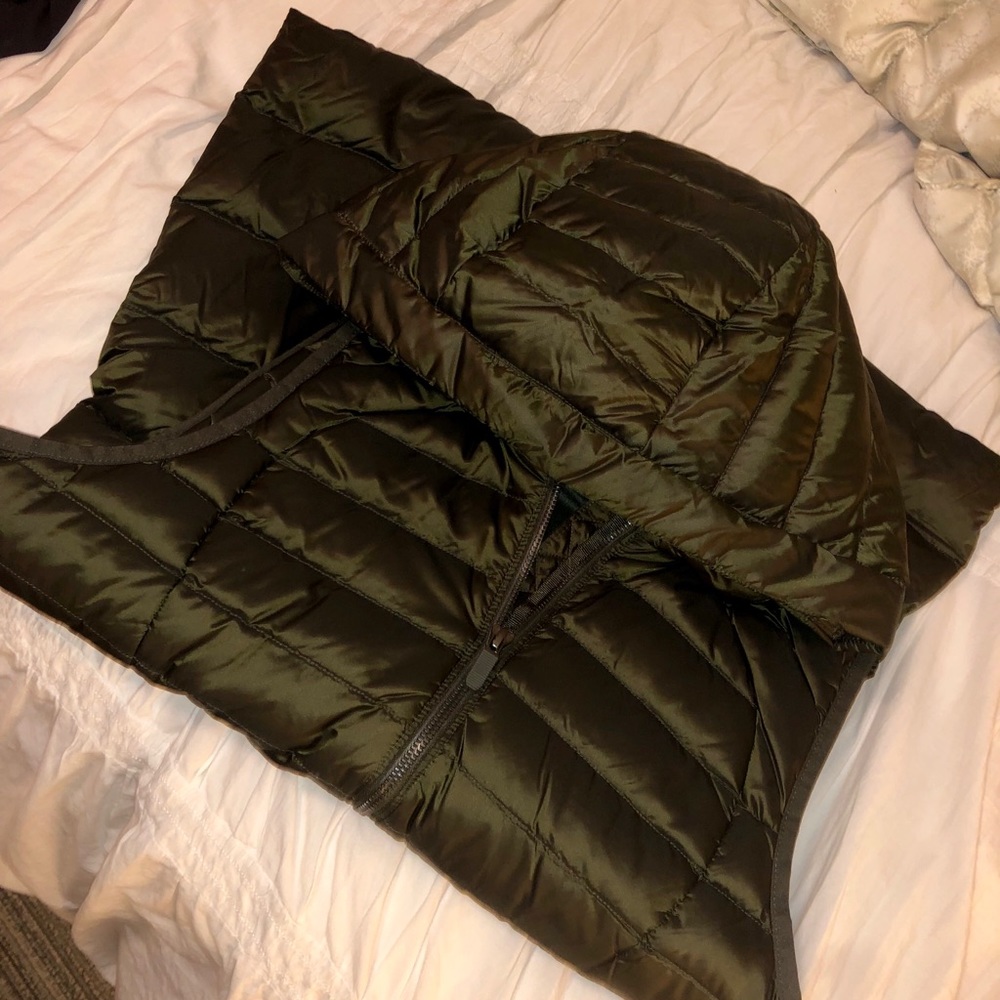 Lululemon down vest
